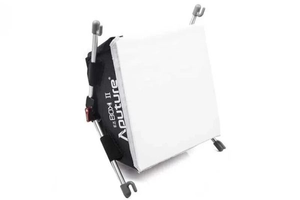 Aputure Amaran AL-528C (Bi-Colour) Camera LED Light, EZ Box (35 degree grid), Softbox & light stand - Image 8